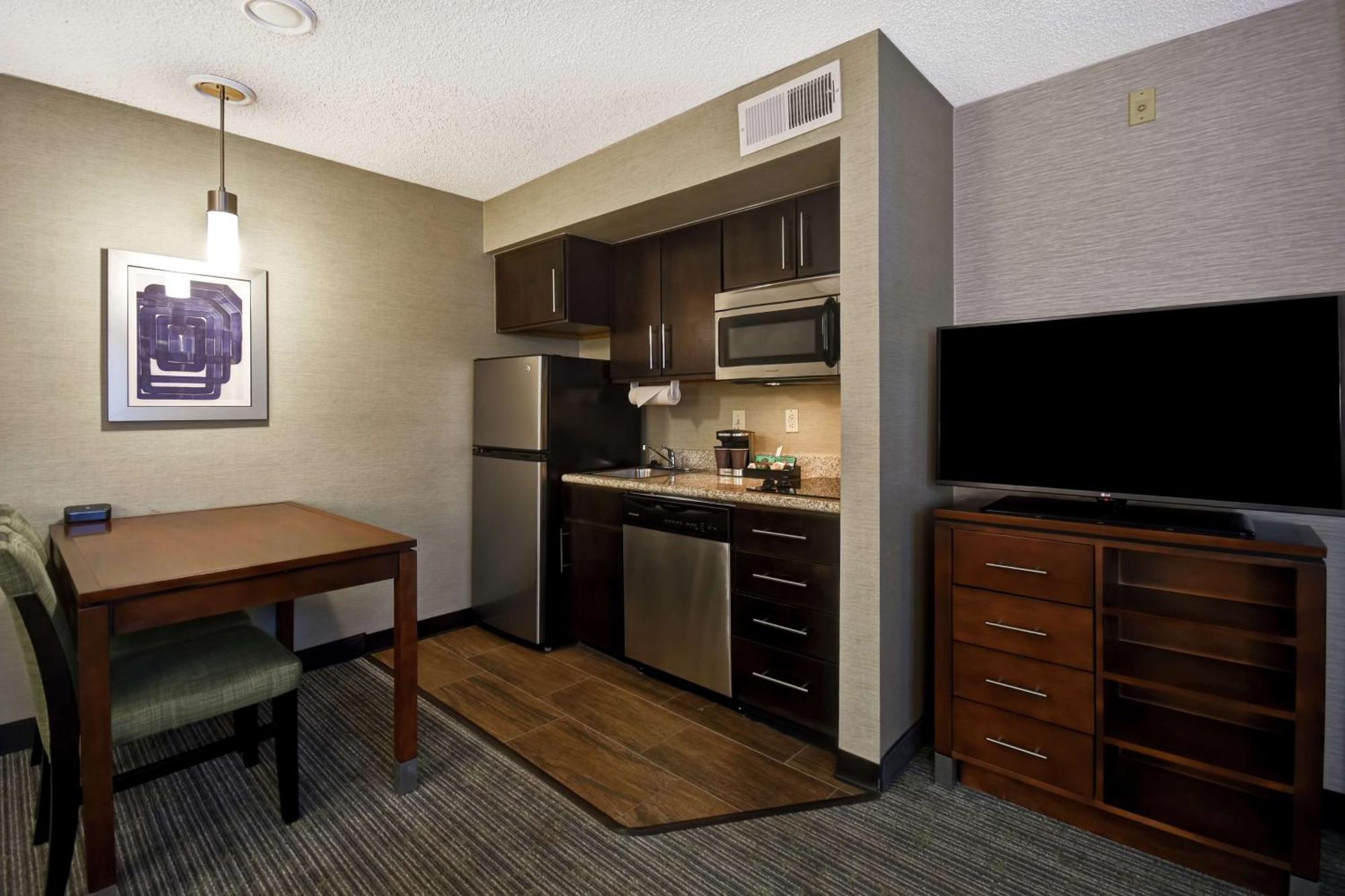 Homewood Suites By Hilton Atlanta-Galleria/Cumberland Smyrna Exterior photo